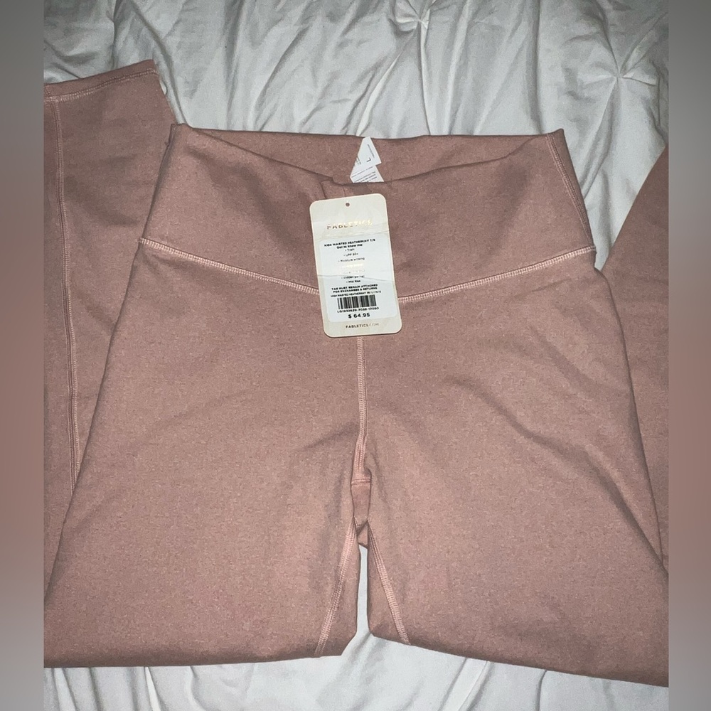 Fabletics High Waisted Heatherknit 7/8 Leggings NEW